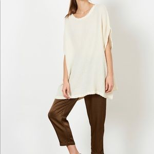 Black Crane waffle top. O/S.